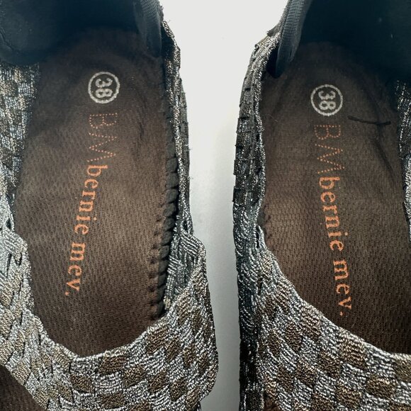 Bernie Mev Women’s Criss Cross Metallic Mary Jane Wedges Shoes Gold Size 7.5 - Picture 2 of 8